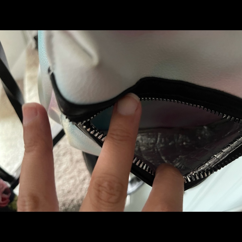 Mini backpack - Picture 3 of 3